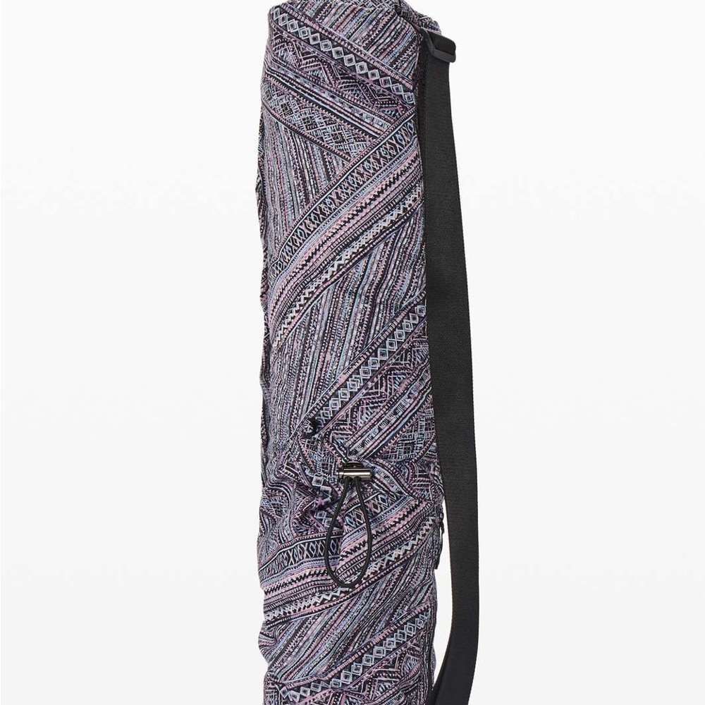 lululemon athletica Patterned Yoga Mat/Accessory Sling Bag in Black and Pink